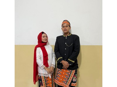 Pakaian Adat Betawi (DKI Jakarta)